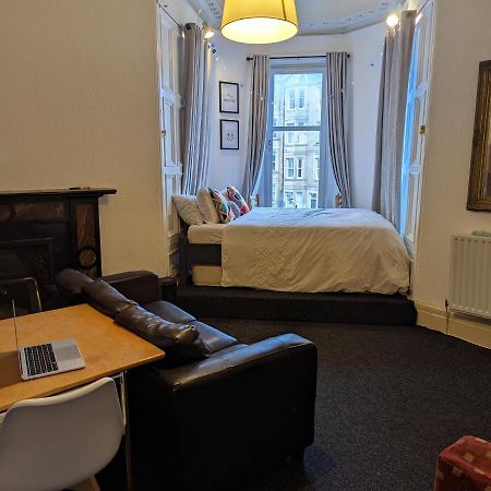 Huge Room In The City Edinburgh Bagian luar foto