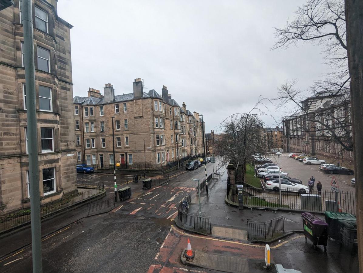 Huge Room In The City Edinburgh Bagian luar foto