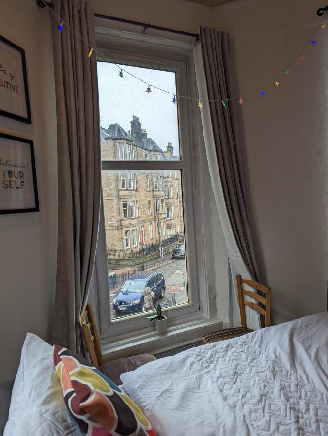 Huge Room In The City Edinburgh Bagian luar foto